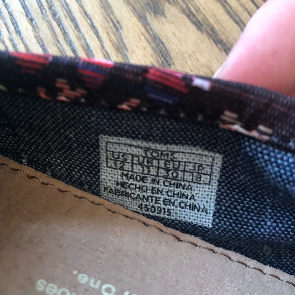 Toms Youth Printed Canvas Slip On Sneakers Y12 - Picture 8 of 8